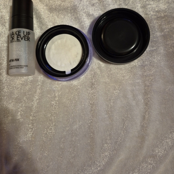 MAKE UP FOR EVER DREAMY COMPLEXION SET - Picture 2 of 4